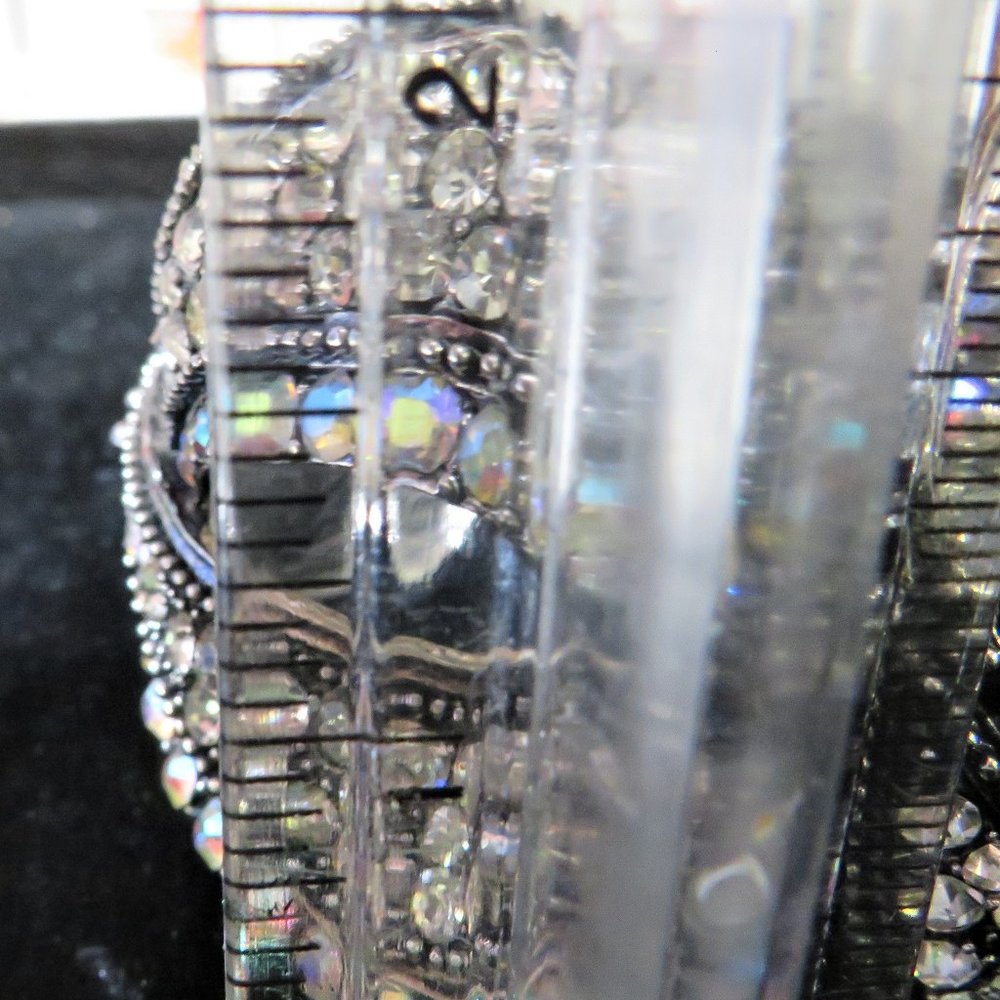 Huge Aurora Borealis Statement Clamping Bracelet -  New Low Price - Picture 6 of 6